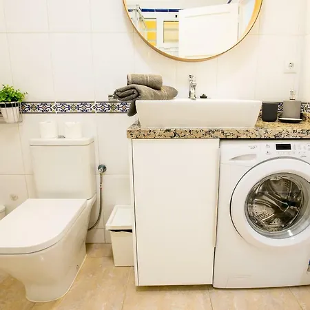 Апартаменти Boutique Spot Адехе